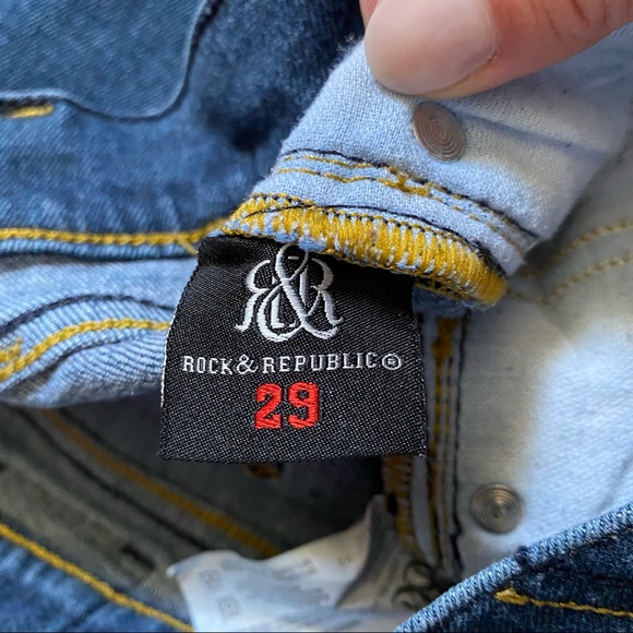 Rock & Republic Kasandra Boot Cut Jeans - Picture 6 of 7